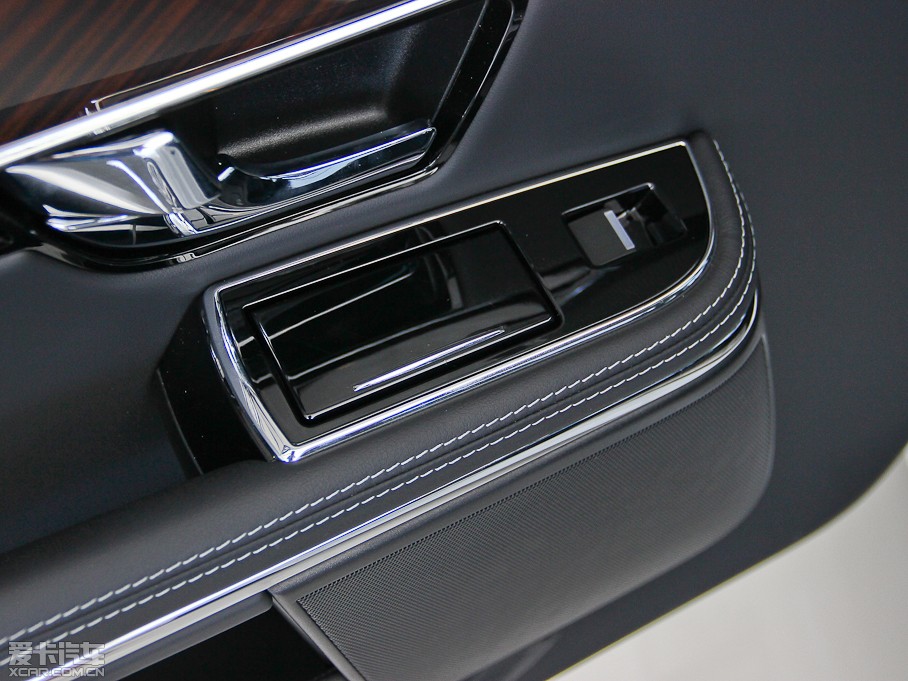 2013ݱXJ L 5.0T V8 SCp儓 4