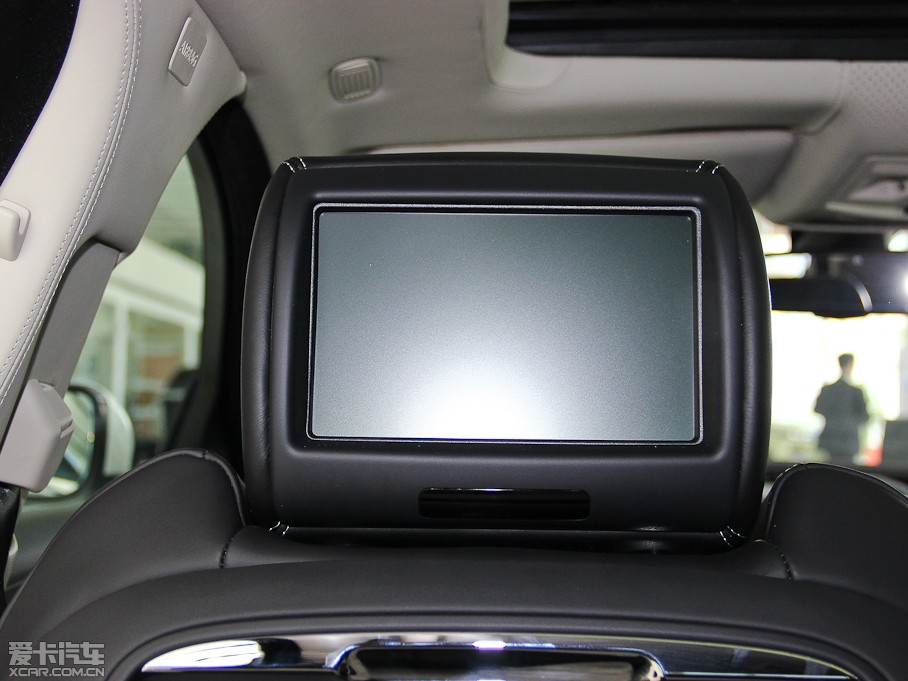 2013ݱXJ L 5.0T V8 SCp儓(chung) 4