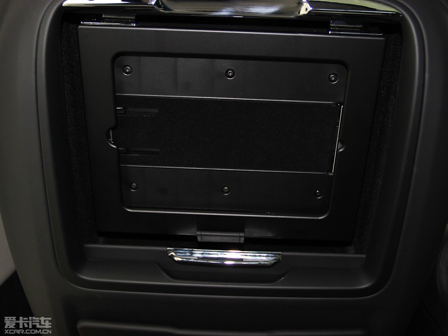 2013ݱXJ L 5.0T V8 SCp儓(chung) 4