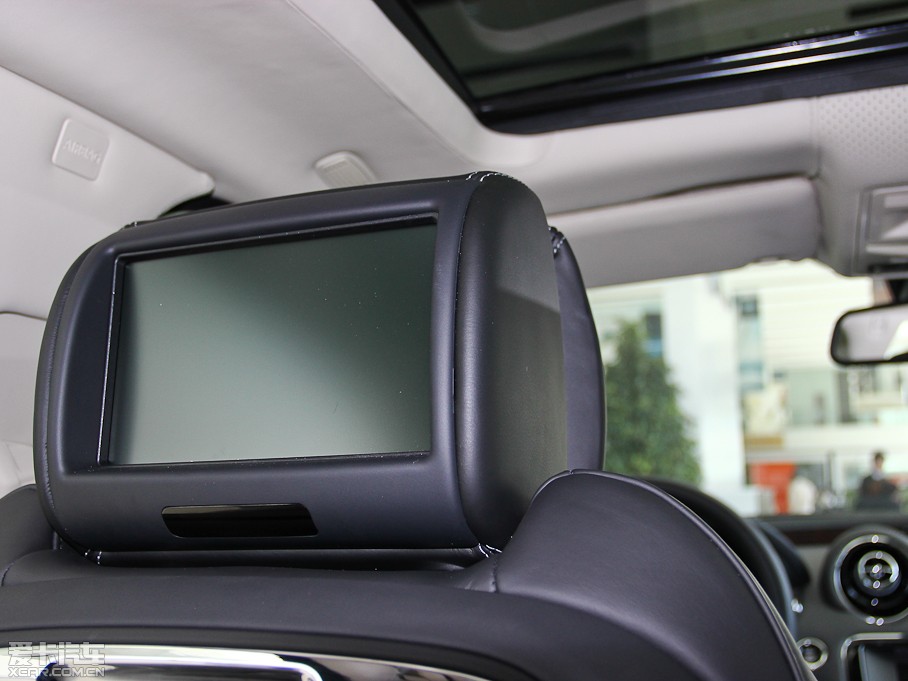 2013ݱXJ L 5.0T V8 SCp儓(chung) 4