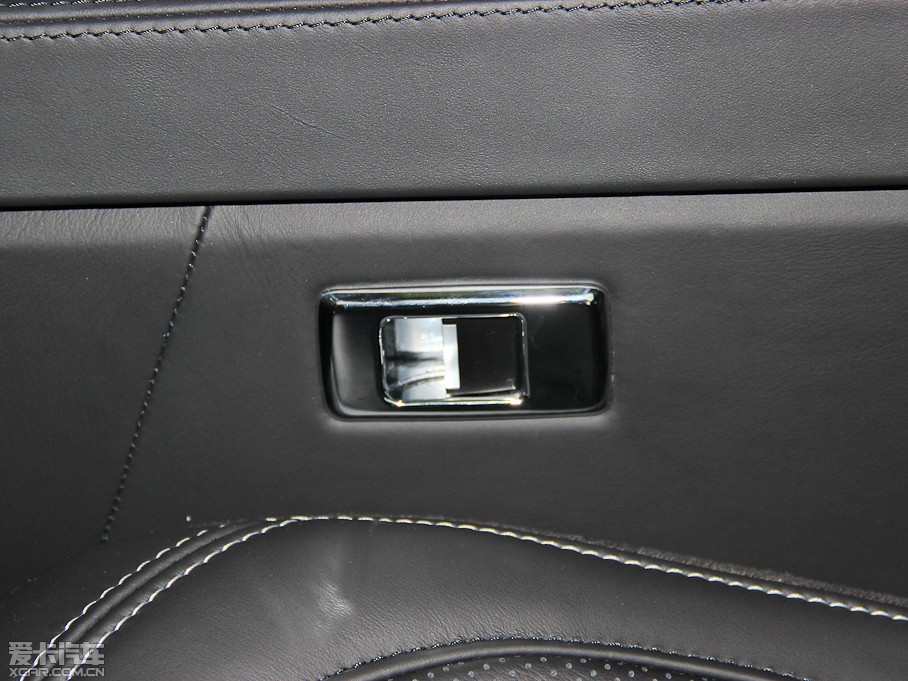 2013ݱXJ L 5.0T V8 SCp儓 4