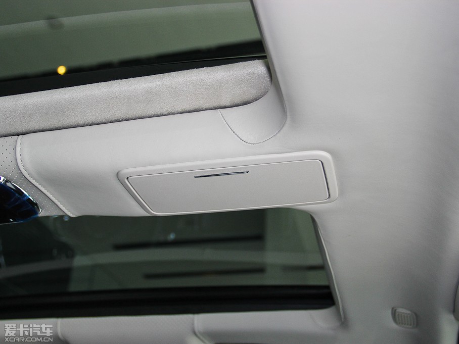 2013ݱXJ L 5.0T V8 SCp儓(chung) 4