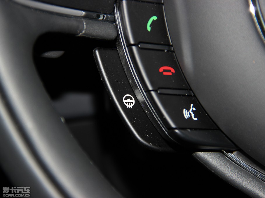 2013ݱXJ L 5.0T V8 SCp儓(chung) 4