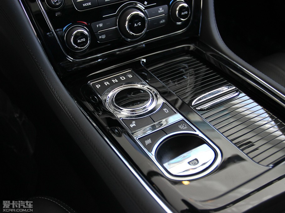 2013ݱXJ L 5.0T V8 SCp儓 4
