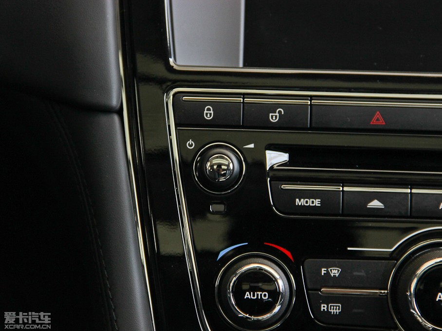 2013ݱXJ L 5.0T V8 SCp儓(chung) 4