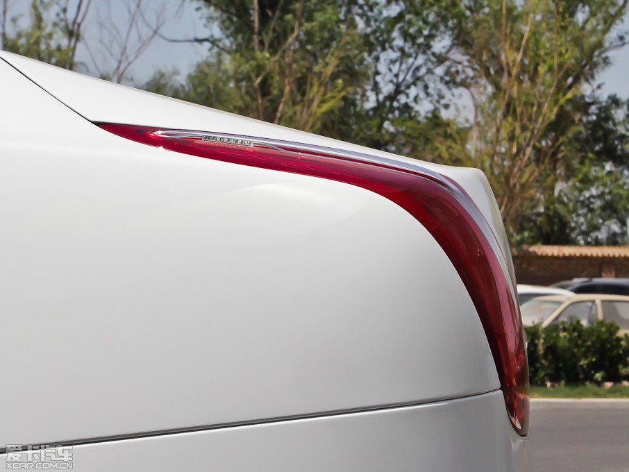 2013ݱXJ L 3.0T V6 SCŞ̄(w)