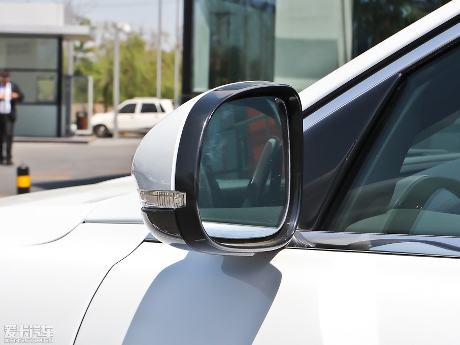 2013ݱXJ L 3.0T V6 SCŞ̄հ