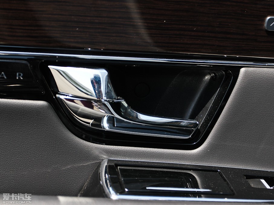 2013ݱXJ L 3.0T V6 SCŞ̄հ