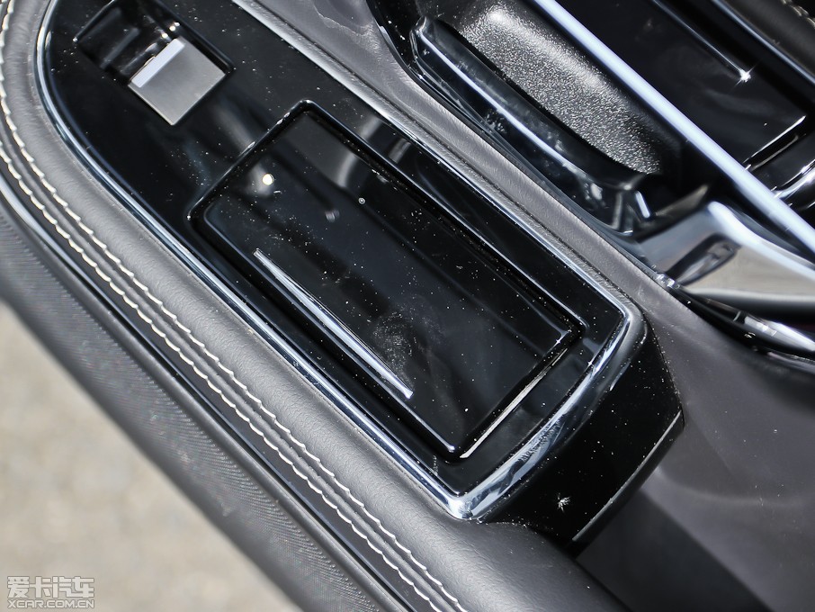 2013ݱXJ L 3.0T V6 SCŞ̄հ