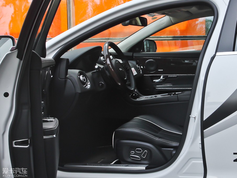 2013ݱXJ L 3.0T V6 SCŞ̄հ