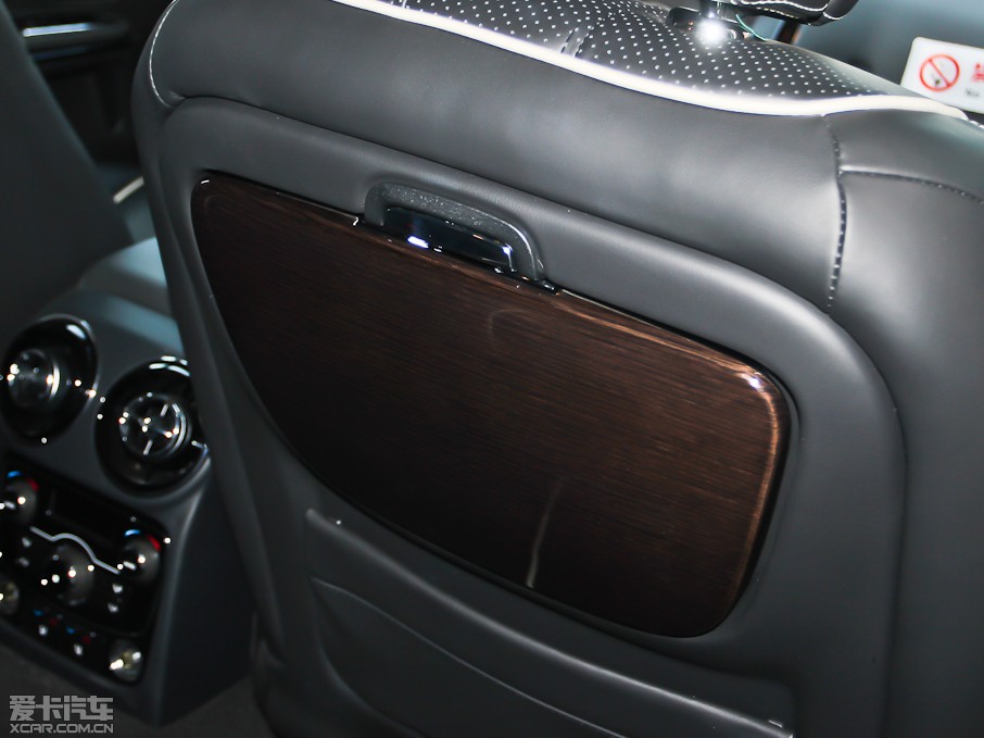 2013ݱXJ L 3.0T V6 SCŞ̄(w)