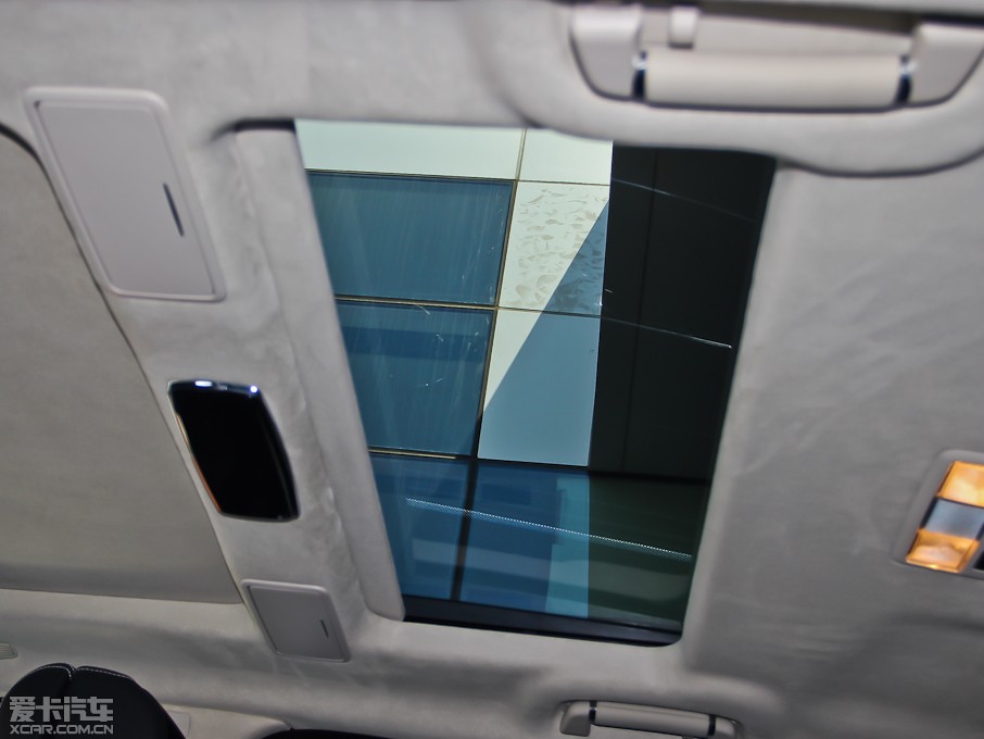 2013ݱXJ L 3.0T V6 SCŞ̄(w)