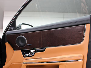 2013L 3.0T V6 SCŞ̄(w) g