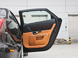 2013L 3.0T V6 SCŞ̄(w) g