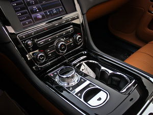 2013L 3.0T V6 SCŞ̄հ п؅^