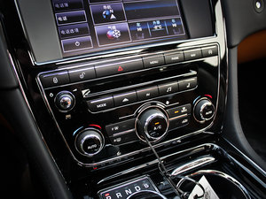 2013L 3.0T V6 SCŞ̄(w) п؅^(q)