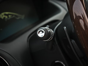 2013L 3.0T V6 SCŞ̄հ п؅^