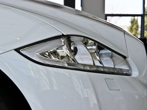 2013L 5.0T V8 SCp儓 4 ^