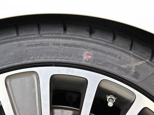 2013L 5.0T V8 SCp儓 4 ^