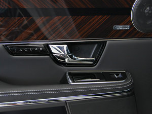 2013L 5.0T V8 SCp儓(chung) 4 g