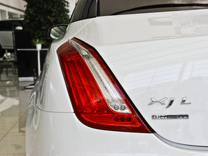 2013L 5.0T V8 SCp儓 4 ^