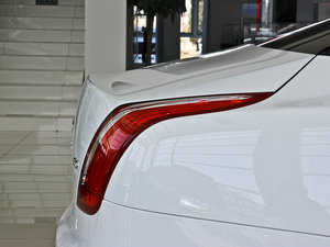 2013L 5.0T V8 SCp儓 4 ^