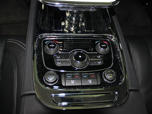 2013L 5.0T V8 SCp儓 4 g