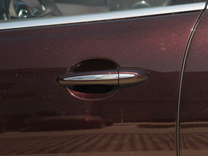 2013L 5.0T V8 SCp儓(chung) 5 (x)(ji)^