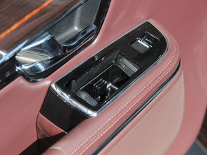 2013L 5.0T V8 SCp儓 5 g