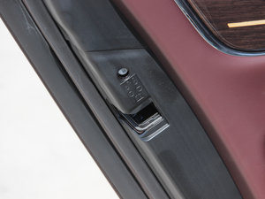 2013L 5.0T V8 SCp儓 5 g