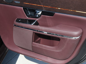 2013L 5.0T V8 SCp儓 5 g