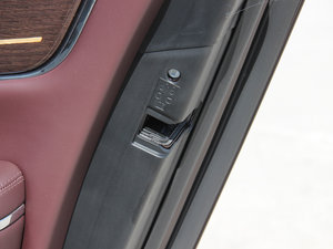 2013L 5.0T V8 SCp儓 5 g