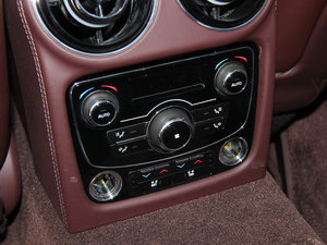 2013L 5.0T V8 SCp儓 5 п؅^