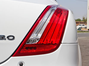 2013款L 3.0T V6 SC旗舰商务版 细节外观