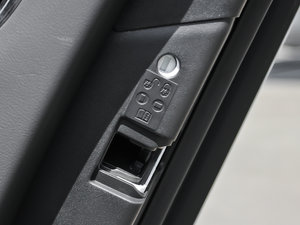 2013L 3.0T V6 SCŞ̄(w) g