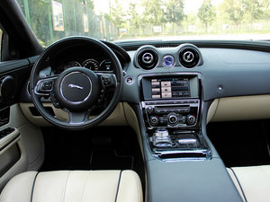 2013L 3.0T SC  п؅^