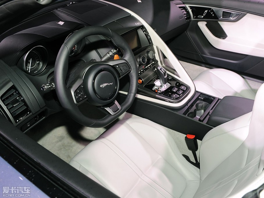 2013��ݱ�F-TYPE 3.0T