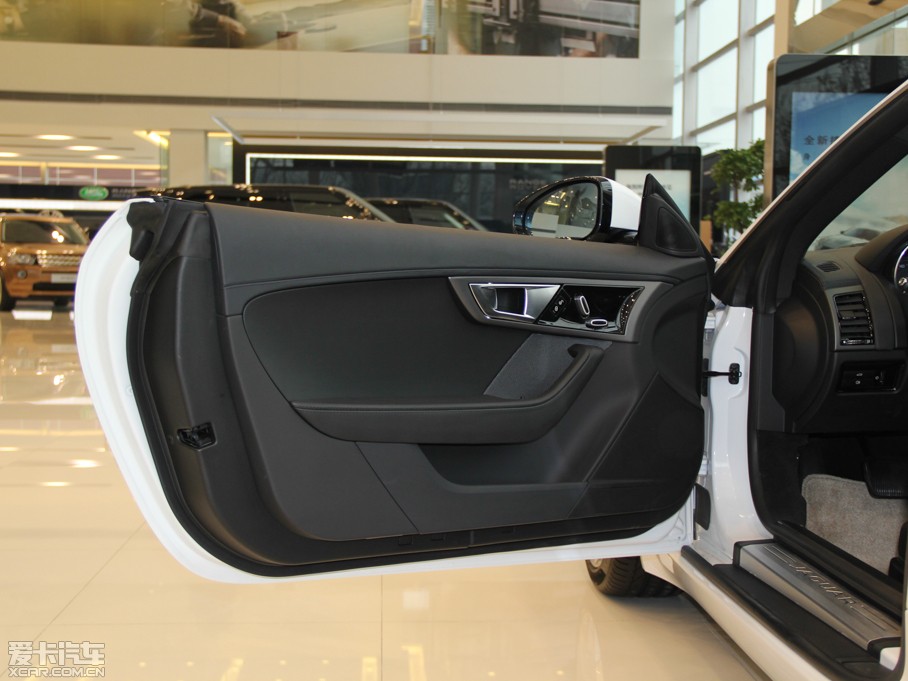 2013��ݱ�F-TYPE 3.0T