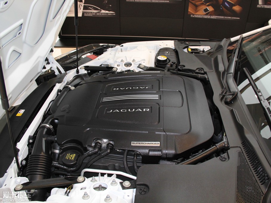 2013��ݱ�F-TYPE 3.0T