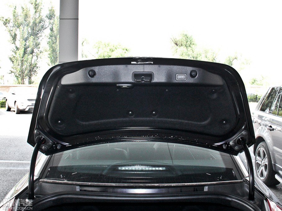 2014ݱXJ L 2.0T ̄(w)