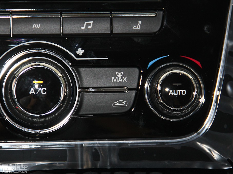 2014ݱXJ L 2.0T ̄(w)