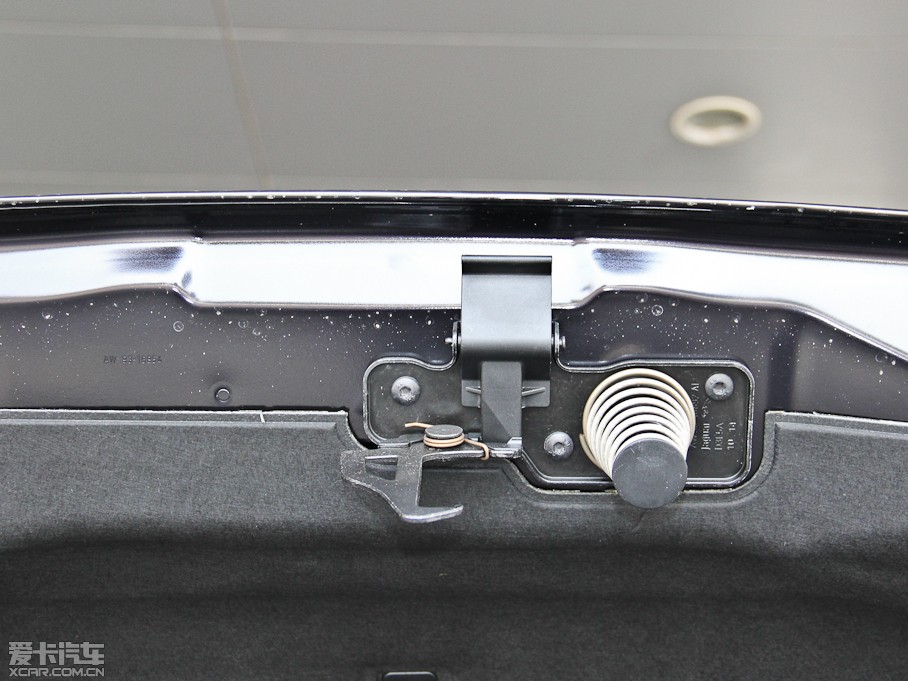 2014ݱXJ L 2.0T ̄(w)