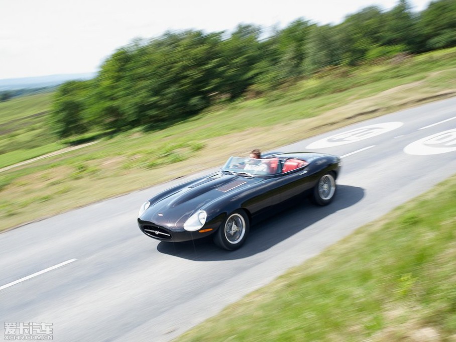 2011ݱE-TYPE Speedster