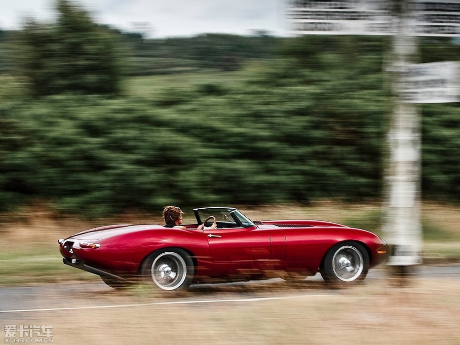 2011ݱE-TYPE Speedster