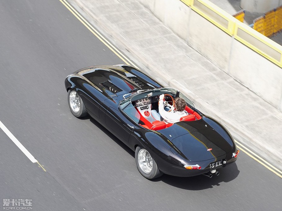 2011ݱE-TYPE Speedster