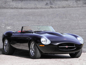 2011Speedster w^(gun)