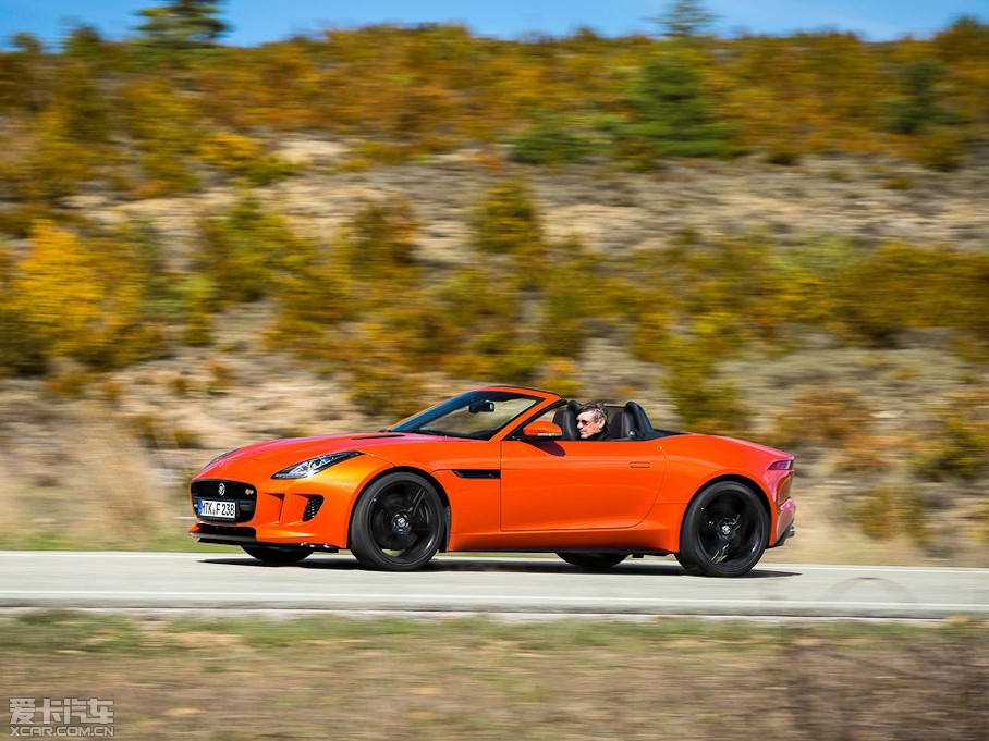 2015ݱF-TYPE V8 S