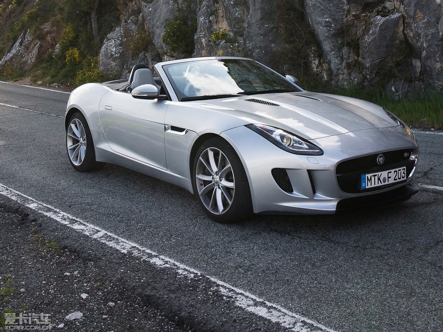 2015ݱF-TYPE V6 S