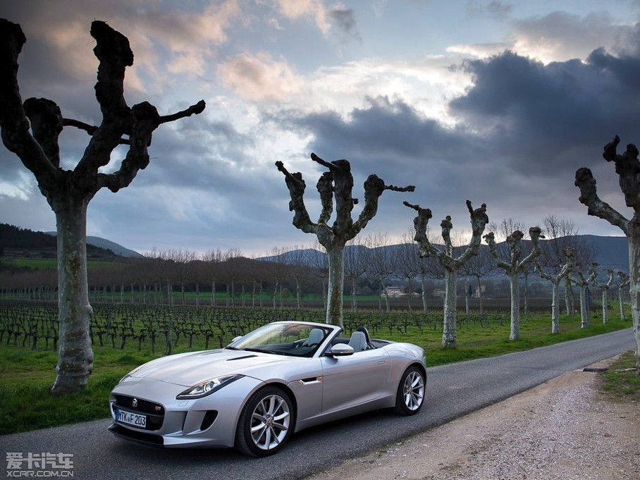 2015ݱF-TYPE V6 S