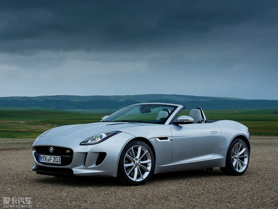 2015ݱF-TYPE V6 S